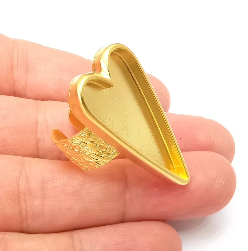 Heart Ring Blank Settings, Cabochon Mounting, Adjustable Gold Plated Resin Ring Base, Inlay Ring, Mosaic Epoxy Bezel Ring (34x15mm) G33795