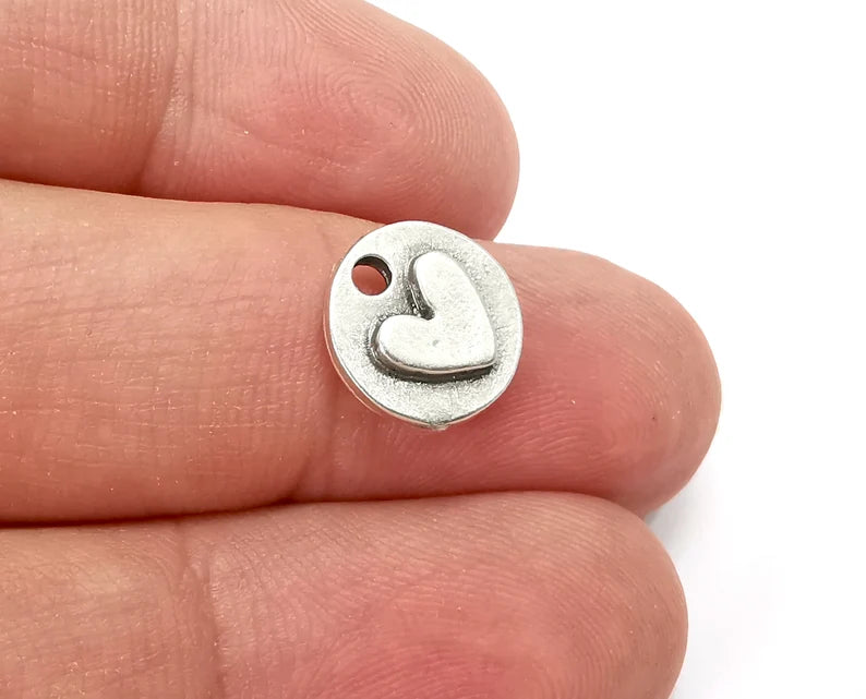 5 Heart (Double Sided) Disc Round Charms, Dangle Charms Antique Silver Plated (12mm) G33825