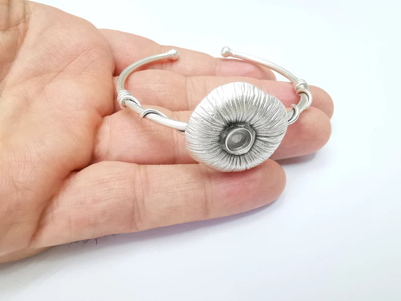 Wire Bracelet Bezel Cuff Blank Resin Mountings Cabochon Base Setting Antique Silver Plated Brass Adjustable Bracelet Bezel (6mm) G33762