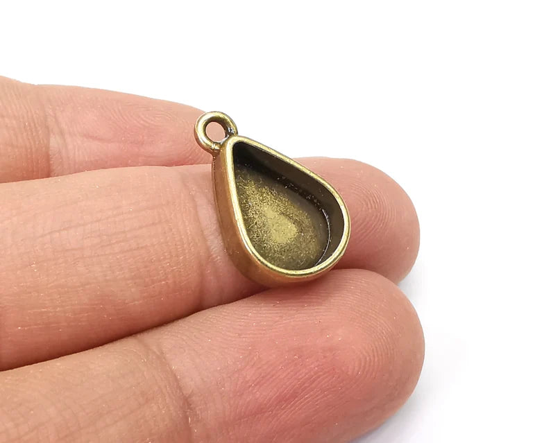 5 Drop Pendant Blanks, Resin Bezel Bases, Mosaic Mountings, Dry flower Frame, Polymer Clay base, Antique Bronze Plated (14x10mm) G33865