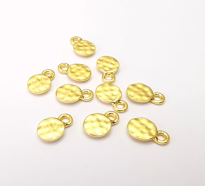 5 Tiny Hammered Round Charms, Gold Plated Charms (11x7mm) G33794