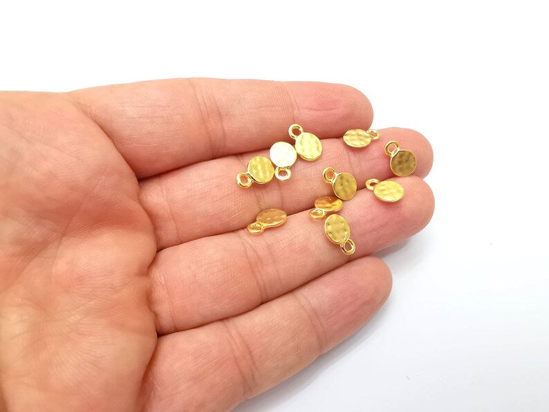 5 Tiny Hammered Round Charms, Gold Plated Charms (11x7mm) G33794