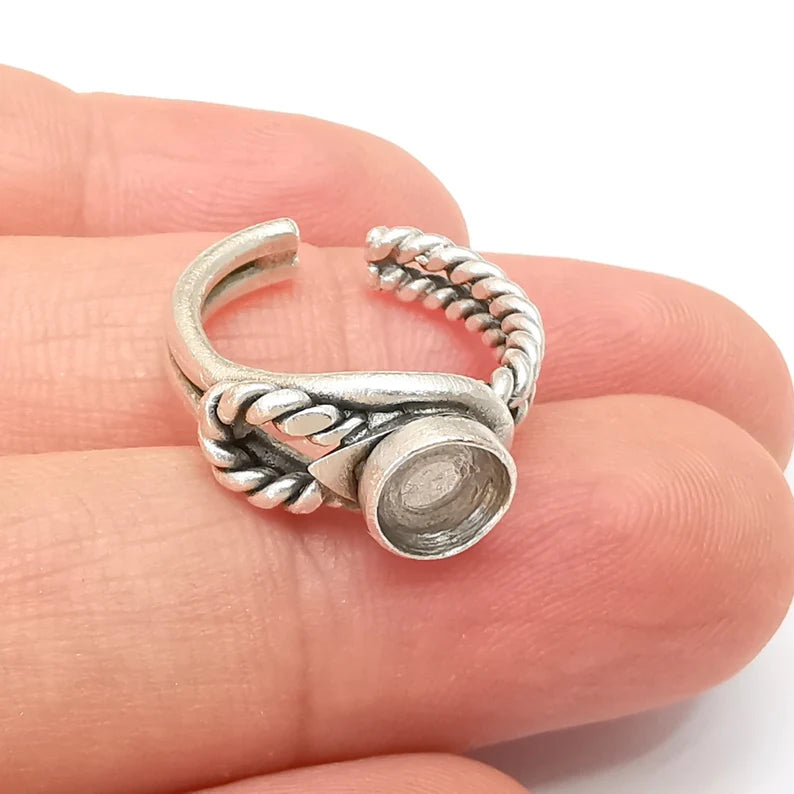 Silver Ring Blank Setting, Cabochon Mounting, Adjustable Resin Ring Bezels, Antique Silver Plated Ring Base (6mm) G33796