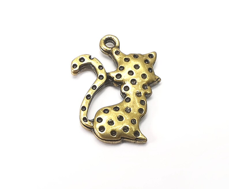 5 Cat Charms Antique Bronze Plated Charms (22x16mm) G33891