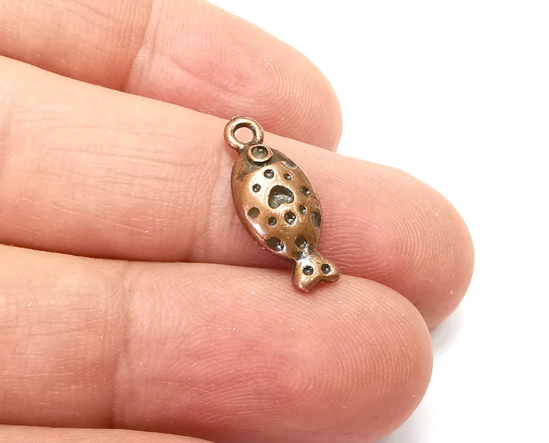 5 Fish, Heart Charms Antique Copper Plated Charms (19x8mm) G33900