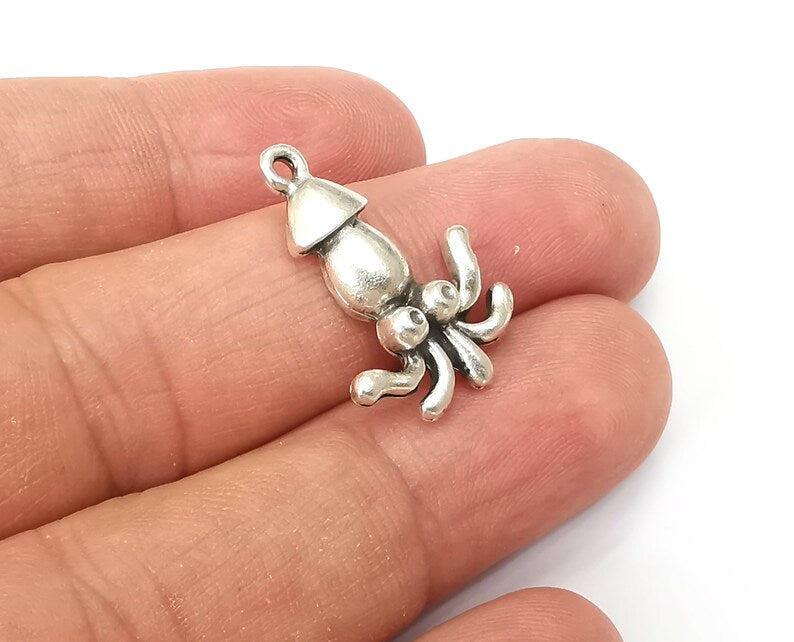 4 Squid Charms Antique Silver Plated Charms (26x18mm) G33840