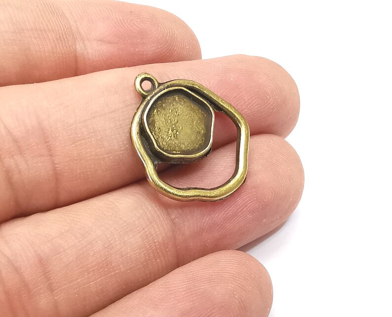 Antique Bronze Charms Blank Resin Bezel Mounting Cabochon Base Setting Antique Bronze Plated Charms (10mm Blank) G33932