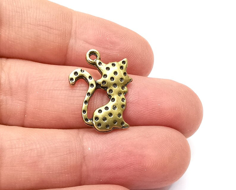 5 Cat Charms Antique Bronze Plated Charms (22x16mm) G33891