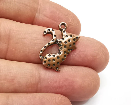 5 Cat Charms Antique Copper Plated Charms (22x16mm) G33898