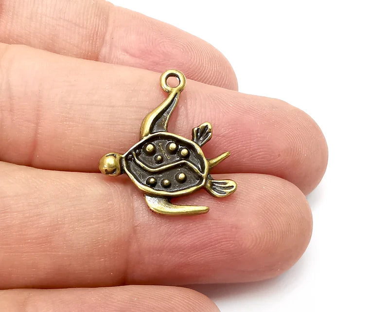 5 Sea Turtle Charms Antique Bronze Plated Nautical Charms, Earring Dangle Components (23x20mm) G33952