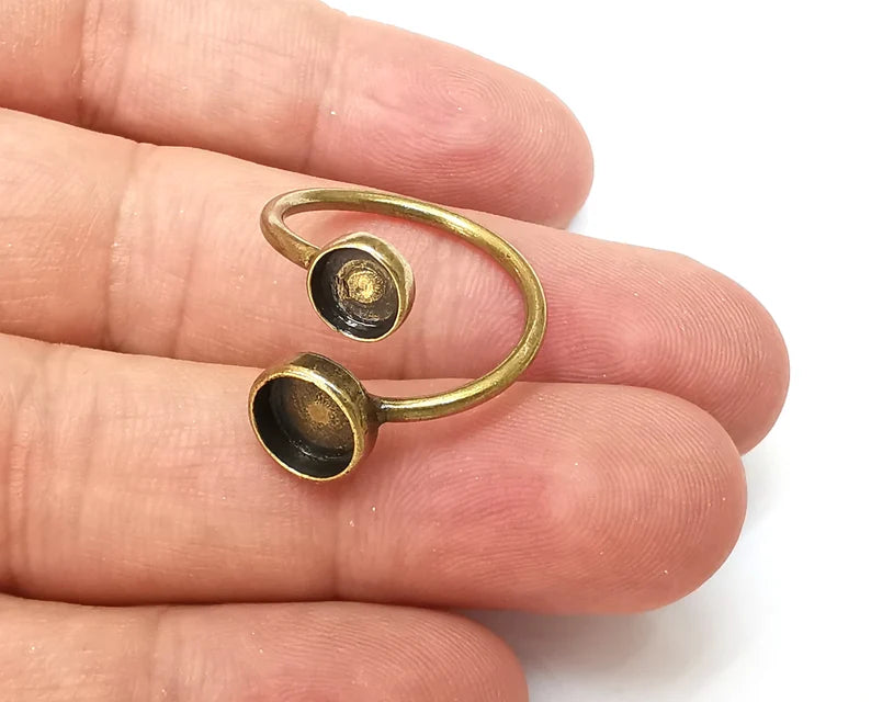 Wrap ring setting blank cabochon mounting adjustable ring base bezel Antique bronze plated brass (8 and 6mm Blank) G33956