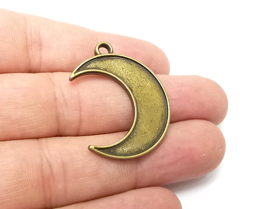 Moon Charms Antique Bronze Plated Crescent Charms (35x26mm) G33999