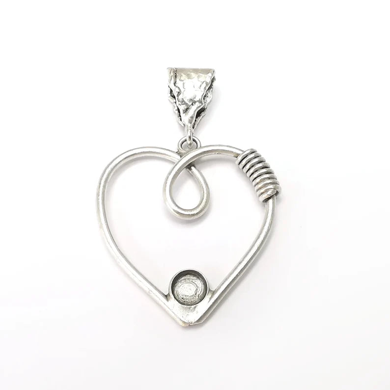 Heart Pendant Base Setting Bezel Blank Antique Silver Plated Brass Pendant (55mm) (6mm blank) G34045