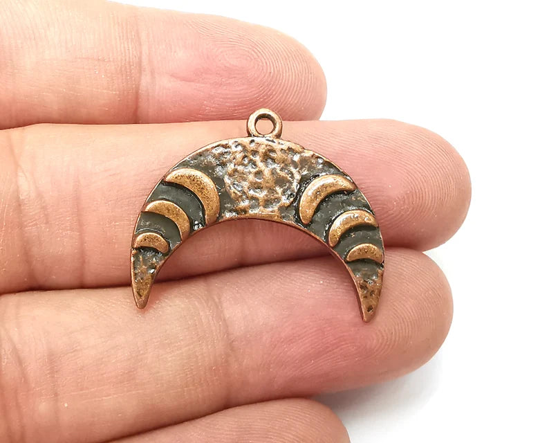 Crescent Charms Antique Copper Plated Moon Charms (29x25mm) G34021