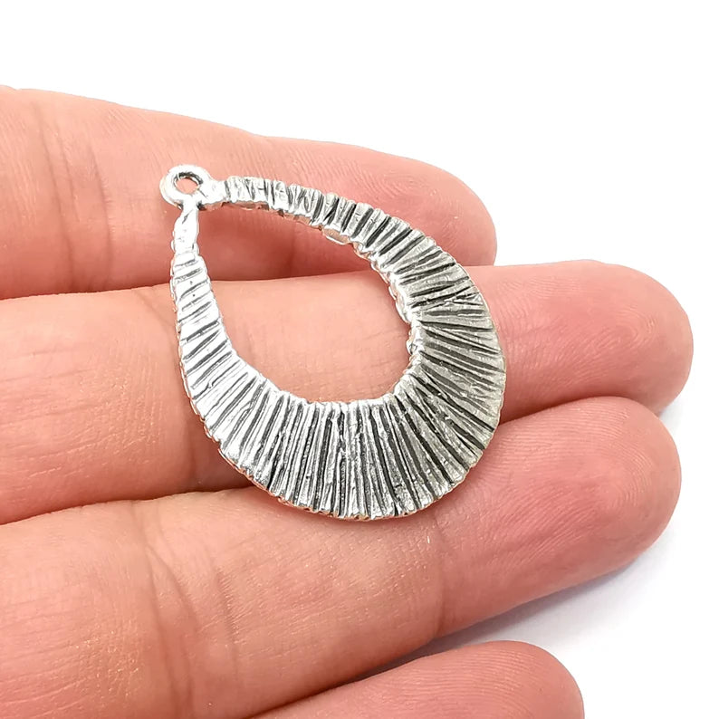 Drop Charms, Antique Silver Plated (38x31mm) G34123