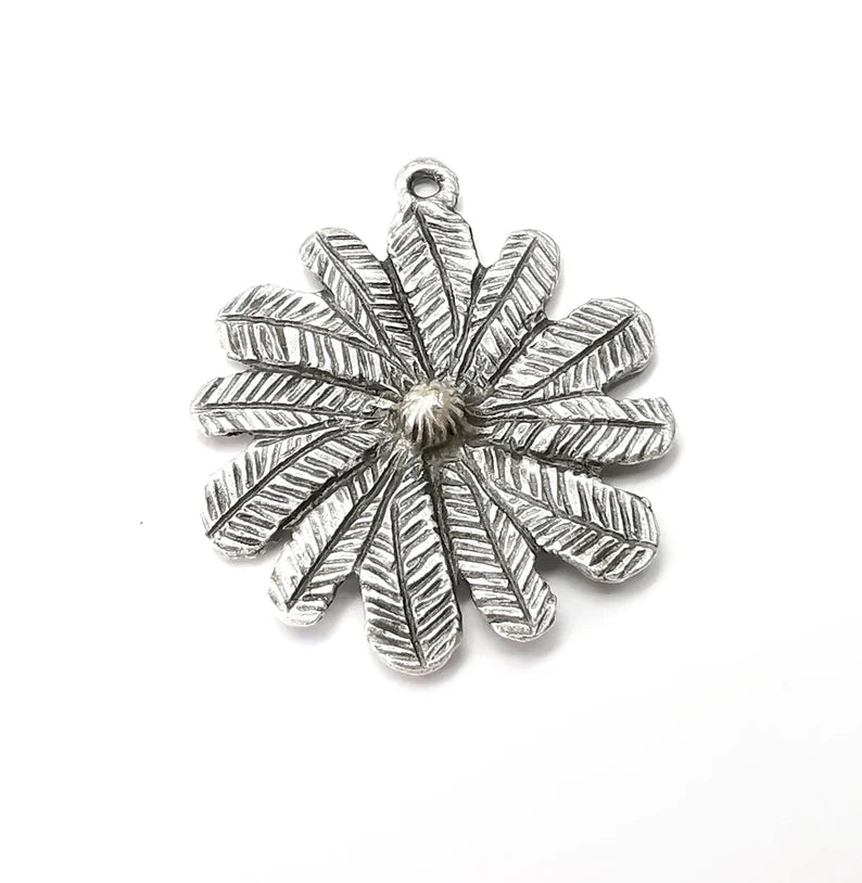 Flower Charms, Antique Silver Plated Dangle Charms (38x32mm) G34127