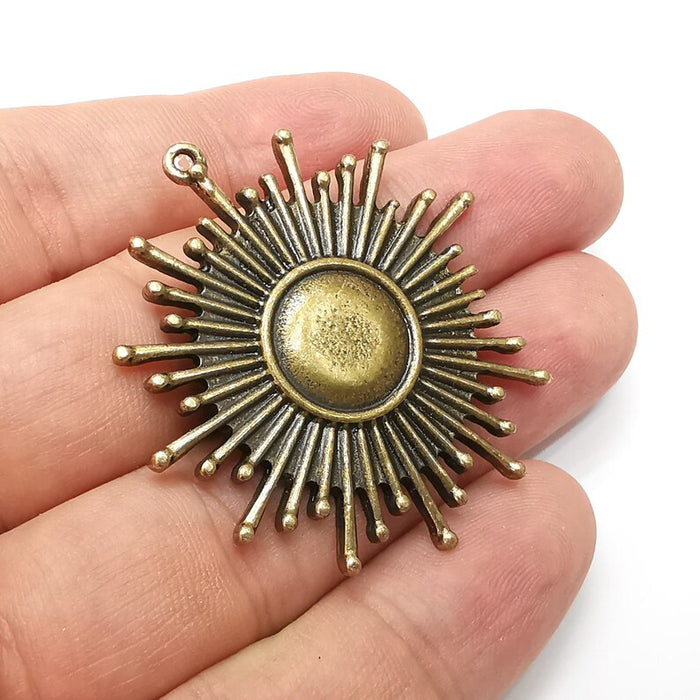 Sun Charms, Antique Bronze Plated Dangle Charms (46x44mm) G34145