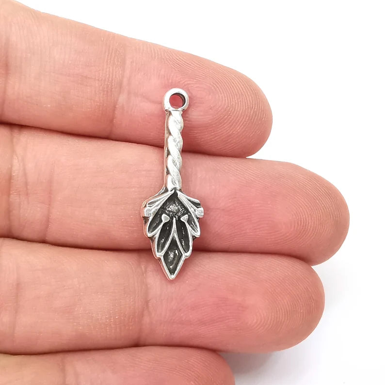 4 Leaf Charms, Antique Silver Plated (30x9mm) G34098