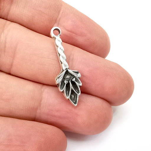 4 Leaf Charms, Antique Silver Plated (30x9mm) G34098