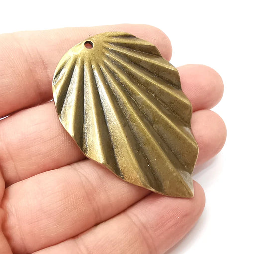 Scallop Charms Antique Bronze Plated Charms (57x41mm) G34160