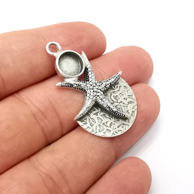 Starfish Charms, Sea Ocean Charms Blank Resin Bezel Mounting Cabochon Base Setting Antique Silver Plated Brass (8mm Blank) G34113
