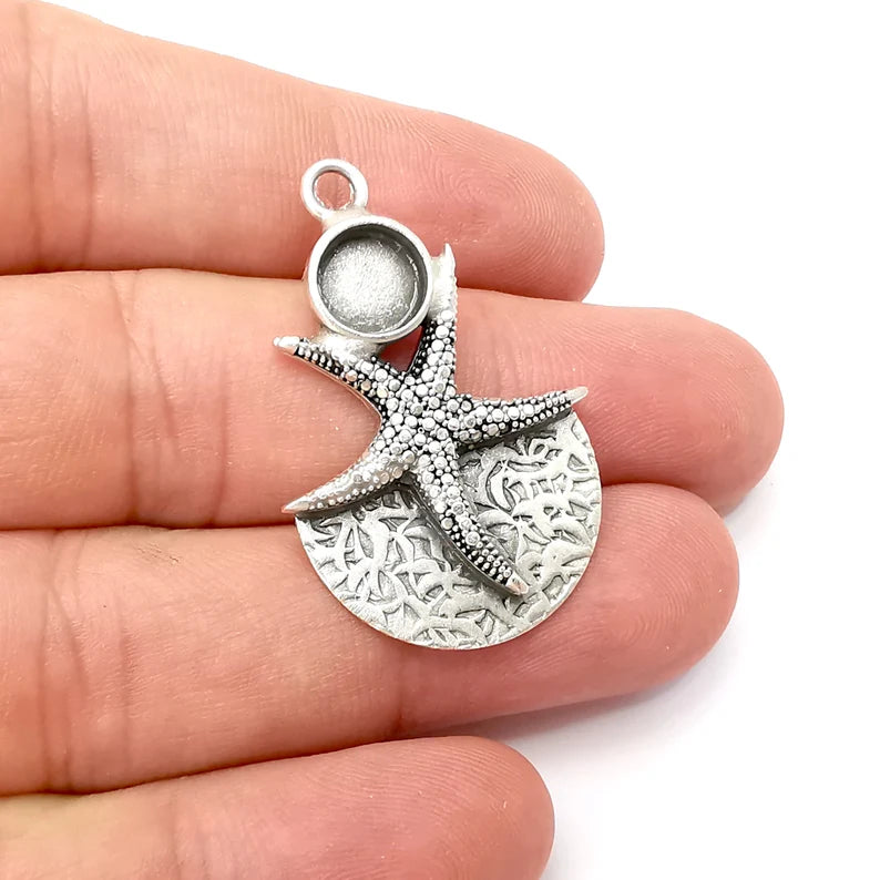Starfish Charms, Sea Ocean Charms Blank Resin Bezel Mounting Cabochon Base Setting Antique Silver Plated Brass (8mm Blank) G34113