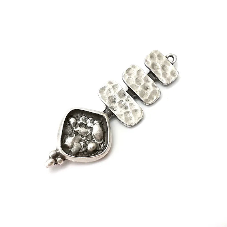 Hammered Charms, Antique Silver Plated Dangle Charms (59x18mm) G34174