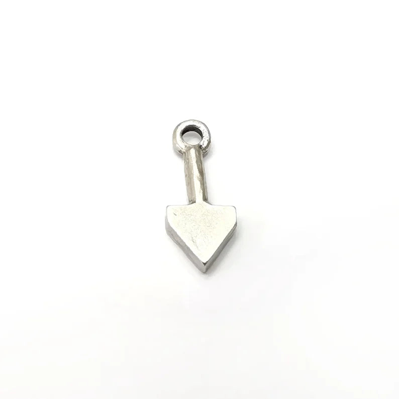 5 Small Arrow Charms Antique Silver Plated Charms (20x8mm) G34118