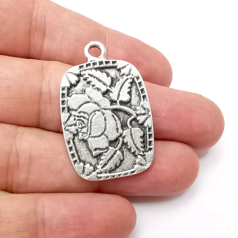 Flower Charms, Antique Silver Plated Pendant (39x26mm) G34120