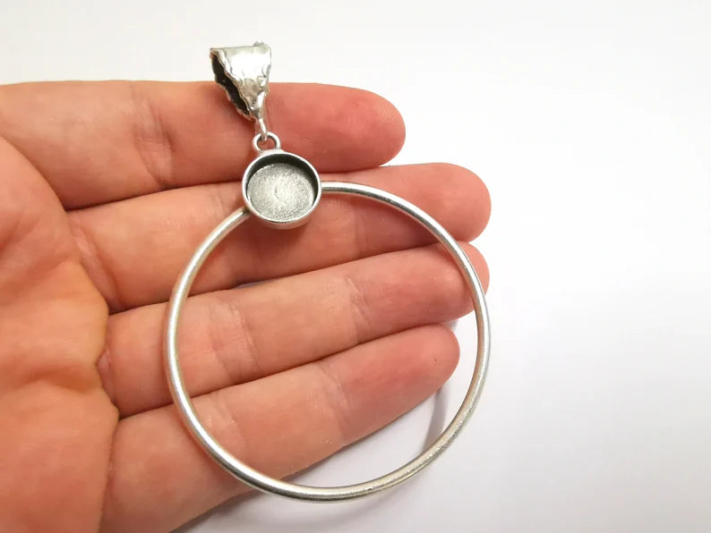 Circles Hammered Dangle Pendant Base Setting Bezel Blank Antique Silver Plated Brass Pendant (78x55 mm) (12mm blanks) G34194
