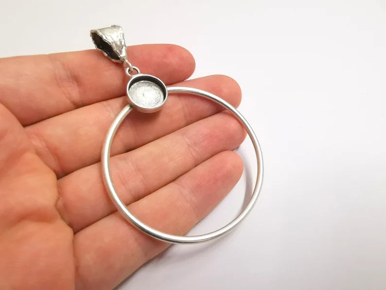 Circles Hammered Dangle Pendant Base Setting Bezel Blank Antique Silver Plated Brass Pendant (78x55 mm) (12mm blanks) G34194