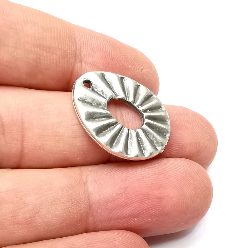 2 Oval Ribbed Charms, Antique Silver Plated Dangle Charms (25x20mm) G34130