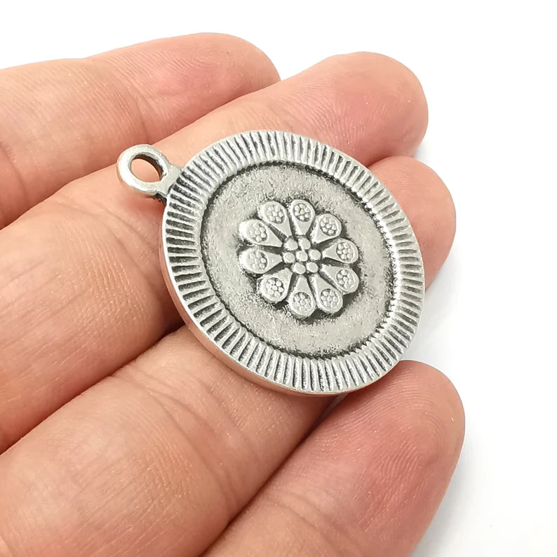 Flower Round Charms, Antique Silver Plated (39x33mm) G34204