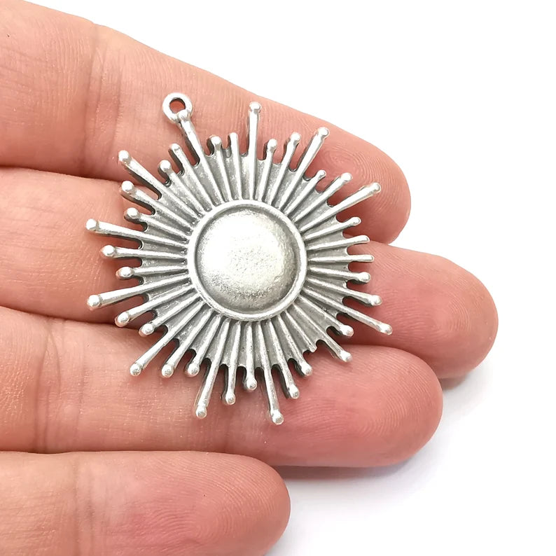 Sun Charms, Antique Silver Plated Dangle Charms (46x44mm) G34141