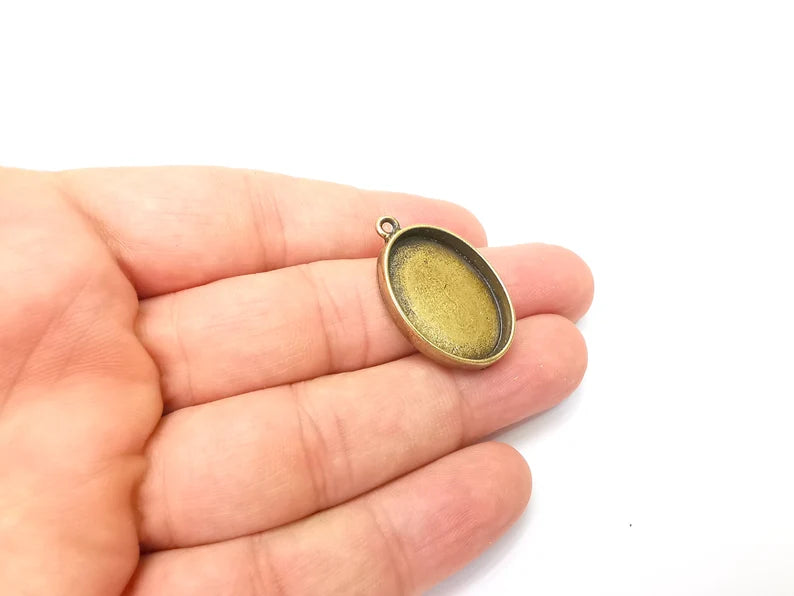 Oval Pendant Blanks, Resin Bezel Bases, Mosaic Mountings, Dry flower Frame, Polymer Clay base, Antique Bronze Plated (25x18mm) G34231