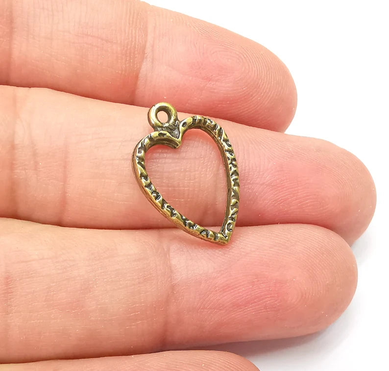 5 Heart Charms Antique Bronze Plated Charms (21x14mm) G34240