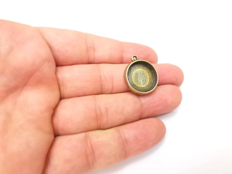 Round Pendant Blanks, Resin Bezel Bases, Mosaic Mountings, Dry flower Frame, Polymer Clay base, Antique Bronze Plated (18mm) G34243