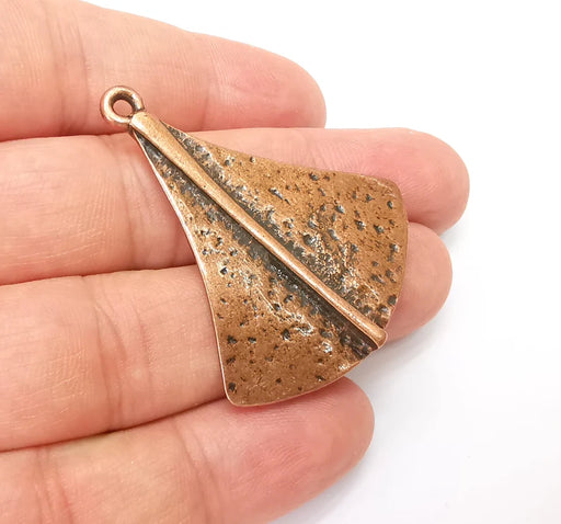 Hammered Dangle Pendant, Antique Copper Plated (47x39mm) G34246