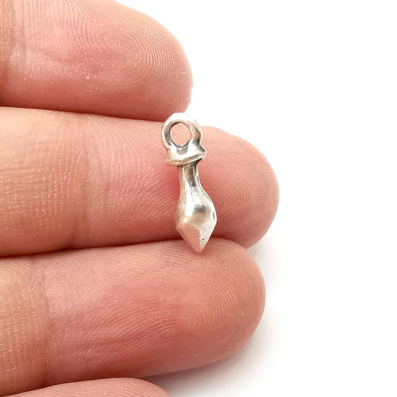 5 Spike Small Charms Antique Silver Plated Charms (16x4mm) G34176