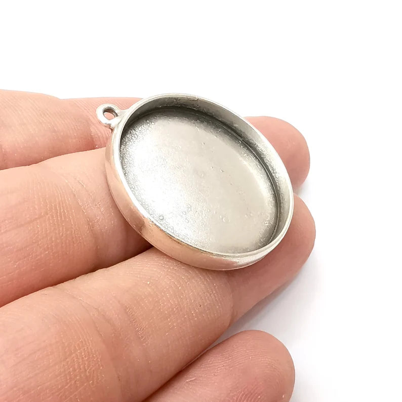 Round Pendant Blanks, Resin Bezel Bases, Mosaic Mountings, Dry flower Frame, Polymer Clay base, Antique Silver Plated (30mm) G34182