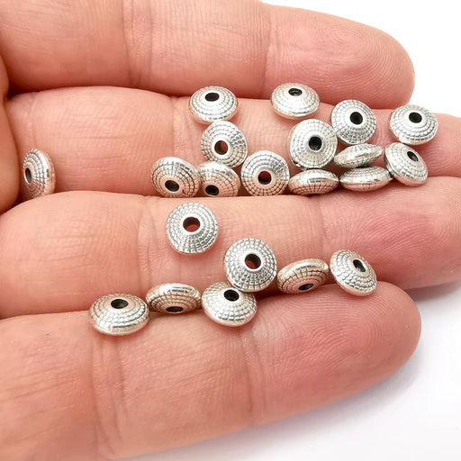 10 Saucer Beads Antique Silver Plated Metal Beads (8mm) G34188
