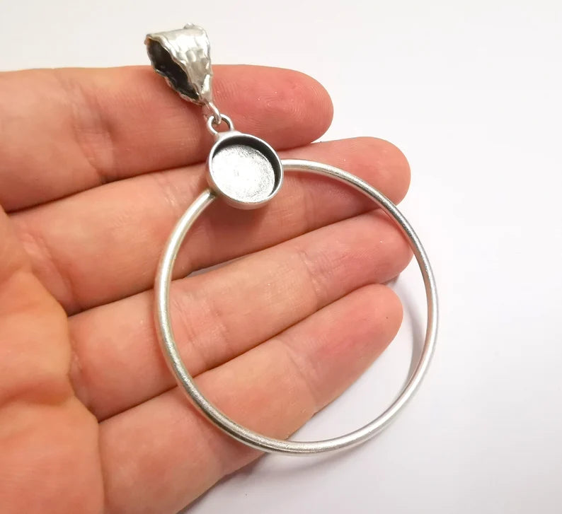 Circles Hammered Dangle Pendant Base Setting Bezel Blank Antique Silver Plated Brass Pendant (78x55 mm) (12mm blanks) G34194