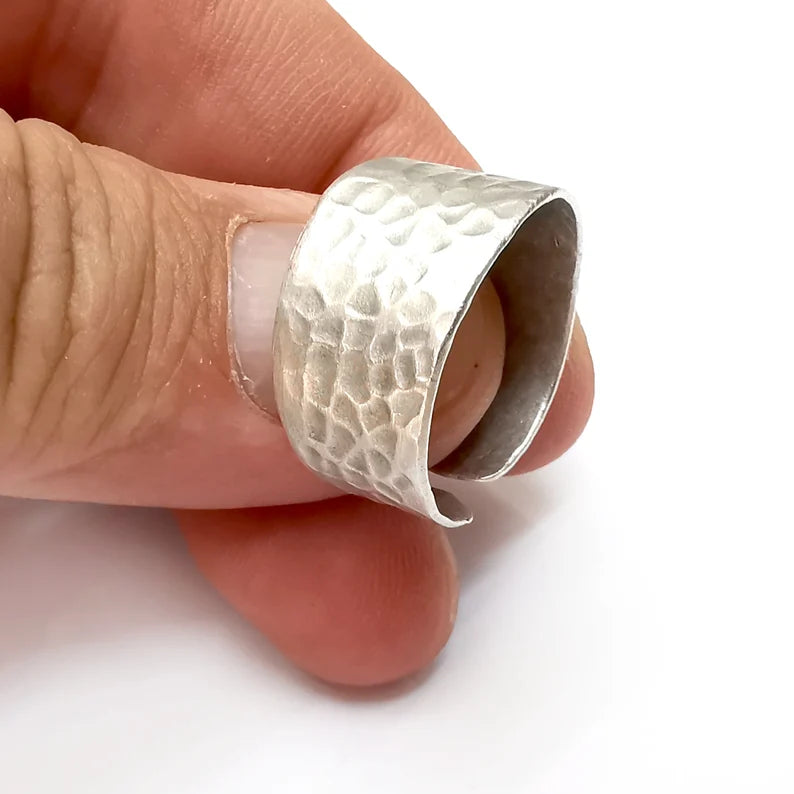 Hammered Ring Blank Ring Blank Adjustable Antique Silver Plated Brass Extra Large (13mm) G34208