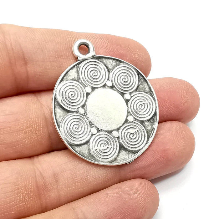 Swirl Round Charms, Antique Silver Plated (41x34mm) G34285