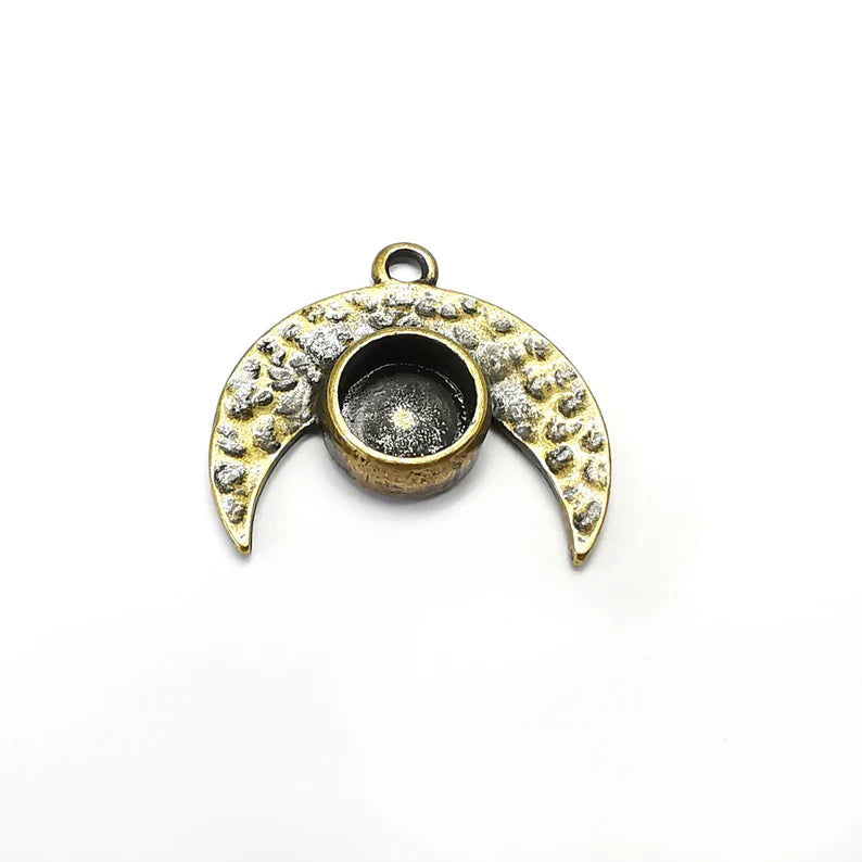 Crescent Pendant Base Blank Bezel, Resin Mosaic Mountings, Antique Bronze Plated (8 mm Inner Size) G34290