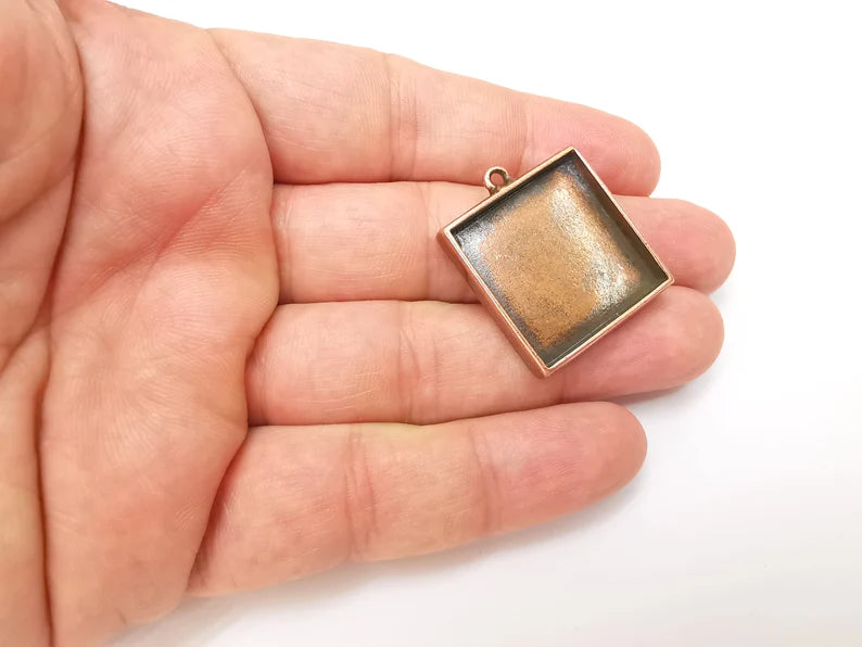 Square Pendant Blanks, Resin Bezel Bases, Mosaic Mountings, Dry flower Frame, Polymer Clay base, Antique Copper Plated (25mm) G34230