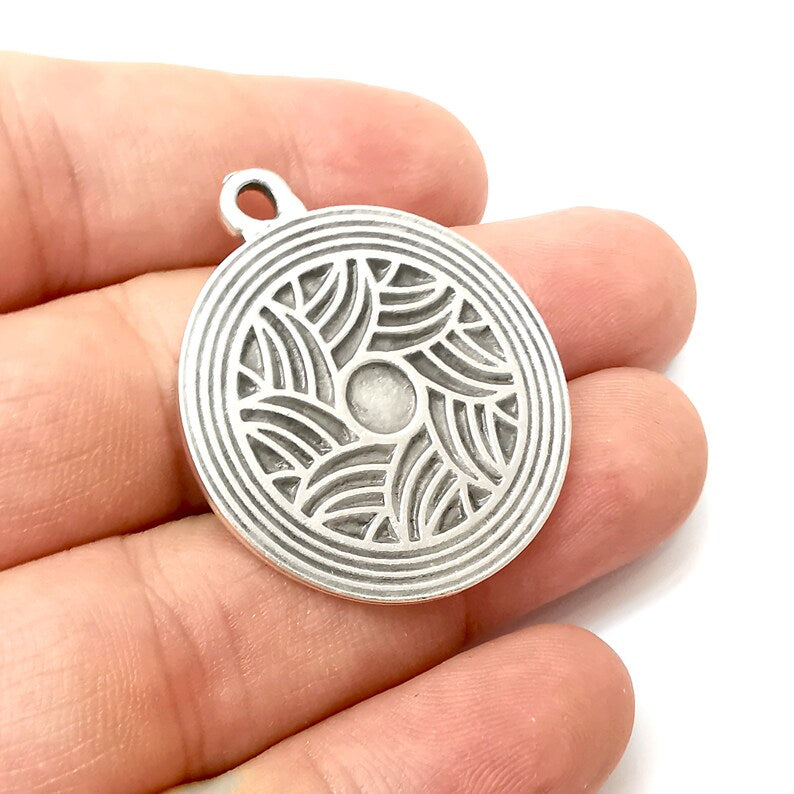 Silver Round Charms, Antique Silver Plated (38x33mm) G34236