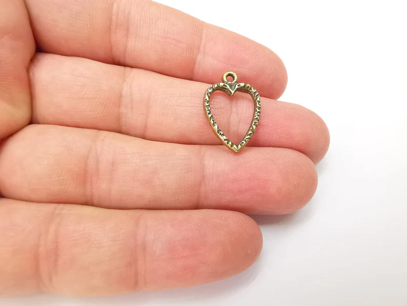 5 Heart Charms Antique Bronze Plated Charms (21x14mm) G34240