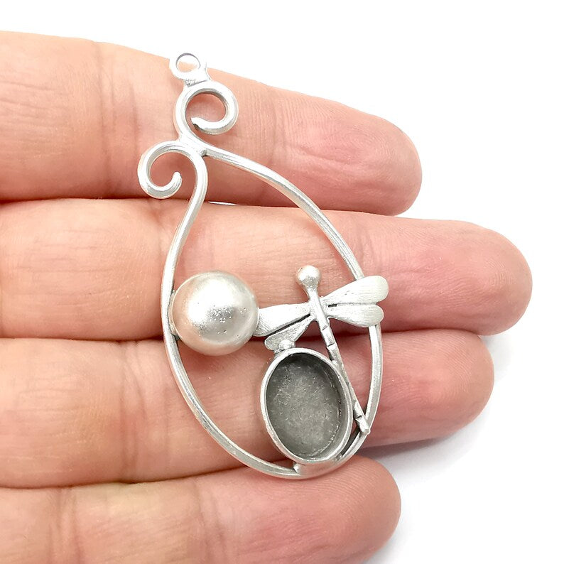 Dragonfly Ball Oval Pendant Base Setting Bezel Blank Antique Silver Plated Brass Pendant (56mm) (14x10mm blank) G34362
