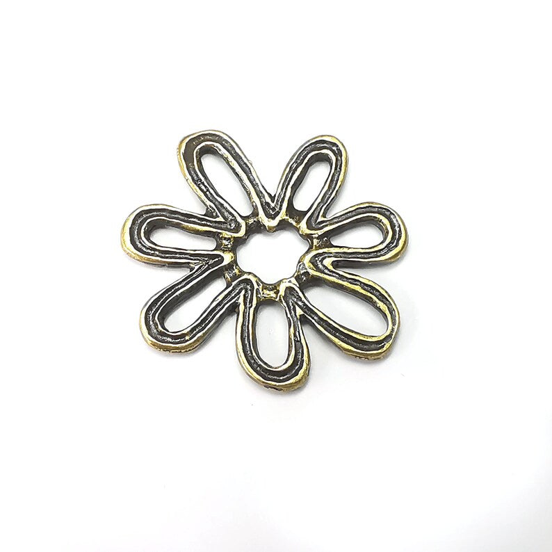 Flowers Charms, Daisy Charms, Antique Bronze Plated Plants Charms (35mm) G34377